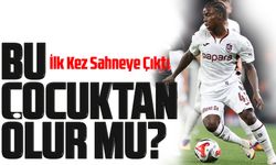 Trabzonspor’un 2006’lı Yıldızı Christ Inao Oulaï Sahneye Çıktı! “Bu Çocuktan Olur Mu?”