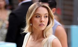 Sydney Sweeney, Emmy kırmızı halısında büyüledi: Derin dekolteli elbisesiyle geceye damga vurdu