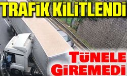 Trabzon Tüneli Girişinde Kaza: Trafik Kilitlendi