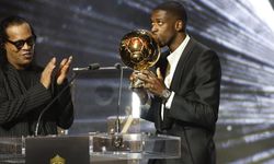 Altın top ödülünün sahibi futbolcu Ousmane Dembele oldu