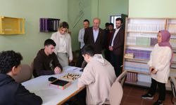 Of’ta “Adım Zeka, İşim Oyun” Finalleri Tamamlandı: Dereceye Giren Öğrenciler Ödüllendirildi