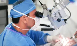 Göz Sağlığı ve Hastalıkları Uzmanı Opr. Dr. Serdar İlgüy, Akıllı lens ile net görüş