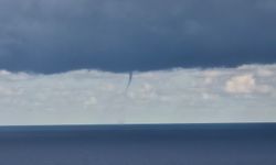 Karadeniz'de Art Arda Hortum! Böyle Görüntülendi...