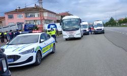 Samsun'da tümsekten hızlı geçen halk otobüsündeki 4 yolcu yaralandı