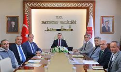 Bayburt’taki eğitim yatırımları toplantıda görüşüldü