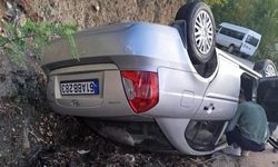 Kontrolden Çıkan Otomobil Şarampole Devrildi