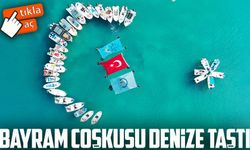 Samsun'da Cumhuriyet Coşkusuna Ay Yıldızlı Deniz Koreografisiyle Anlamlı Kutlama