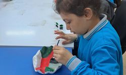 Gazze’de Hayalleri Yok Edilen Çocuklar İçin Obje Boyadılar
