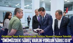 Ortahisar Yazar Buluşmaları'nda Türkiye Siyaseti Masaya Yatırıldı