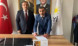 Trabzon’un sevilen siyasetçisi Buzbağ İYİ Parti’ye katıldı