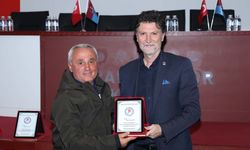 TAKA Gazetesi’ne Büyük Onur! Yahya Karabina “Yılın En İyi Basın Mensubu” Seçildi