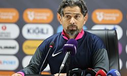 Rizespor Teknik Direktörü İlhan Palut’tan Bahis Skandalına Sert Tepki: “Masum Olmayanlar Cezalarını Çeksin!”