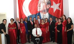 Cumhuriyet’in 102. Yılında Türk Sanat Müziği Büyüsü “Kırmızı Gül” solistler geçidi