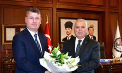TÜRKAV Trabzon Yönetiminden Vali Aziz Yıldırım’a Ziyaret