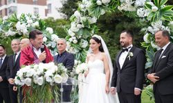 Yomra’nın efsane belediye başkanı İbrahim Sağıroğlu’nun oğlu Samet iş insanı Sinem ile hayatını birleştirdi