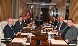 Trabzon’un İki Başkanı Bir Araya Geldi! Ahmet Metin Genç’ten Ahmet Kaya’ya Ziyaret Teşekkürü