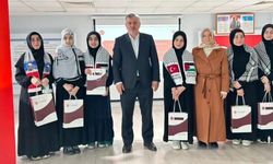 Hafızlık öğrencilerinden manevi ve kültürel sahne performansı