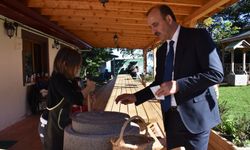 Akçaabat’ta Toprak Ana Köy Yaşam Merkezi Öğrencilere Doğayla İç İçe Eğitim Sunuyor