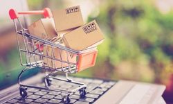 Kasım indirimlerinde dolandırıcılık uyarısı: Sahte siteler ve kargolardan korunmanın 9 yolu