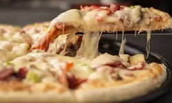 Zehirli Pizza Can Aldı! Birlikte Yediler, Hepsi Hastanelik Oldu