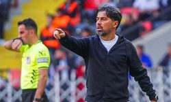 Çaykur Rizespor’un Dış Sahada Yenilmezlik Serisi 33 Maça Çıktı! İlhan Palut: “Böyle Penaltı Olmaz”