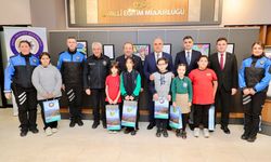 Ordu'da 'Benim Polisim' temalı yarışmalarda dereceye giren öğrencilere ödül