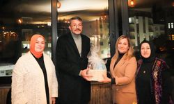 Trabzon’dan Hakkâri’ye Gönül Köprüsü: 41 Kişilik Kafile “Huzur ve Kardeşlik Buluşmaları”nda Bir Araya Geldi