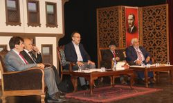 Akçaabat'ta söyleşi gerçekleştirildi