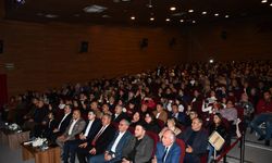 Vezirköprü maarif korosu konser verdi