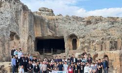 Bayburtlu öğrenciler ‘Maziden Atiye’ programıyla Diyarbakır’ı gezdi