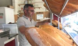 Bayburt'ta ekmek fiyatı 15 liraya yükseldi