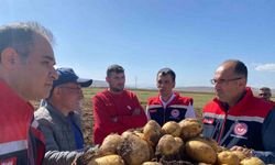 Bayburt’un köylerindeki üreticilere tarımsal bilgilendirme