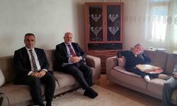 Evde eğitim hizmeti alan öğrenciye moral ziyareti