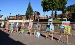 "Genç Eller Camide Renkler" sergisi açıldı