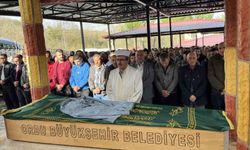 Hayatını kaybeden 6'ncı sınıf öğrencisi toprağa verildi: Ağabeyi de 6 yaşında kalp krizinden vefat etmiş