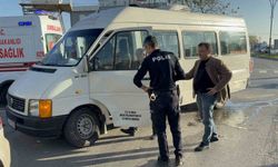 Samsun'da minibüs ile otomobil çarpıştı: 1 yaralı
