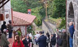 “Taşacak Bu Deniz” Dizisi Araklı’yı Turizm Patlamasına Hazırlıyor! Furtuna Konağına Ziyaretçi Akını