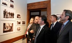 Atatürk’ün Az Bilinen Fotoğrafları Trabzon’da Büyük İlgi Gördü