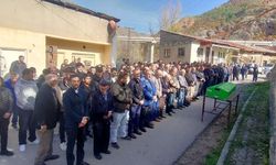 Gümüşhane'de 20 Yaşındaki Genç Toprağa Verildi