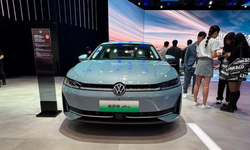 Passat Tarihinde Yeni Dönem Başladı: Volkswagen Passat ePro Elektrikli Çağa İlk Adımı Attı