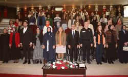 Trabzon'da 'Kadına Yönelik Şiddete Karşı Akademiden Topluma Ortak Sorumluluk' paneli yapıldı