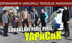 Ortahisar'a Vakumlu Temizlik Makinası! Sokakları Pırıl Pırıl Yapacak
