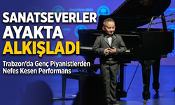 Trabzon’da Genç Piyanistlerden Nefes Kesen Performans: Sanatseverler Ayakta Alkışladı