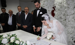 Ayşegül Kalyoncuoğlu ve Efe Can Köroğlu Muhteşem Bir Nikahla Dünya Evine Girdi