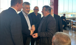 AK Parti Trabzon Milletvekili Yılmaz Büyükaydın,  Yılmaz Büyükaydın Yomra’da Esnaf ve Vatandaşlarla Buluştu