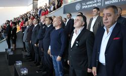 Trabzon’da Duygusal Şampiyona: Vedia Nil Apak Anısına Yüzme Finali Düzenlendi