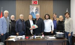 TSFAD’dan Sebat Gençlikspor’a Destek Ziyareti: “Trabzonlu Antrenörlerin Sayısı Yeniden Artmalı”