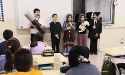 Bayburt'ta öğrencilere 'Okuma Halkaları Projesi' ile kitap okuma alışkanlığı kazandırılıyor