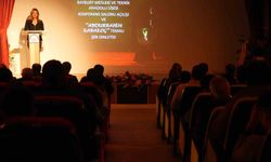 Bayburt'ta sıfır atıkla yapılan konferans salonu şiir programıyla hizmete açıldı