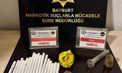 Bayburt'ta yapılan yasaklı madde operasyonunda bonzai ve lyrica ele geçirildi